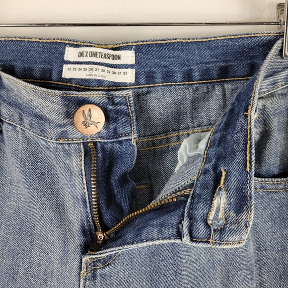 One Teaspoon Awesome Baggies Mid Rise Distressed Destroyed Straight Tapered Jean - Picture 5 of 10